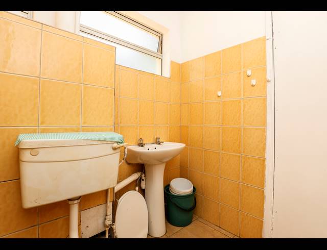 1 BEDROOM SECTIONAL TITLE TO LET IN SOUTH BEACH
